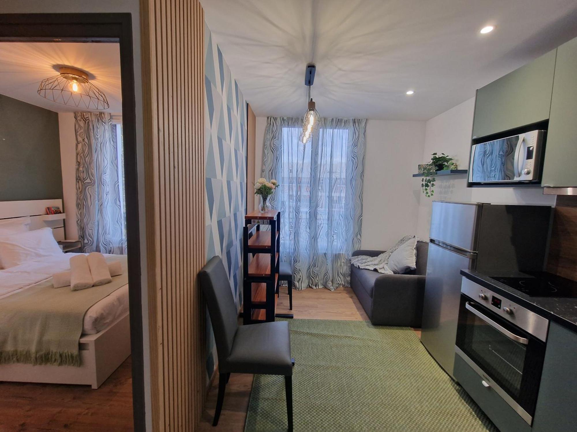 Maison D'Hotes Avec 3 Appartements Et Un Studio Viry-Châtillon 외부 사진